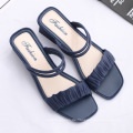 2021 Sommer Beach Garden Fashion Sandalen für Frauen Designerschuhe Anti-Schlupf-Sandalen für Frauen mit mittlerer Haell Sandalen